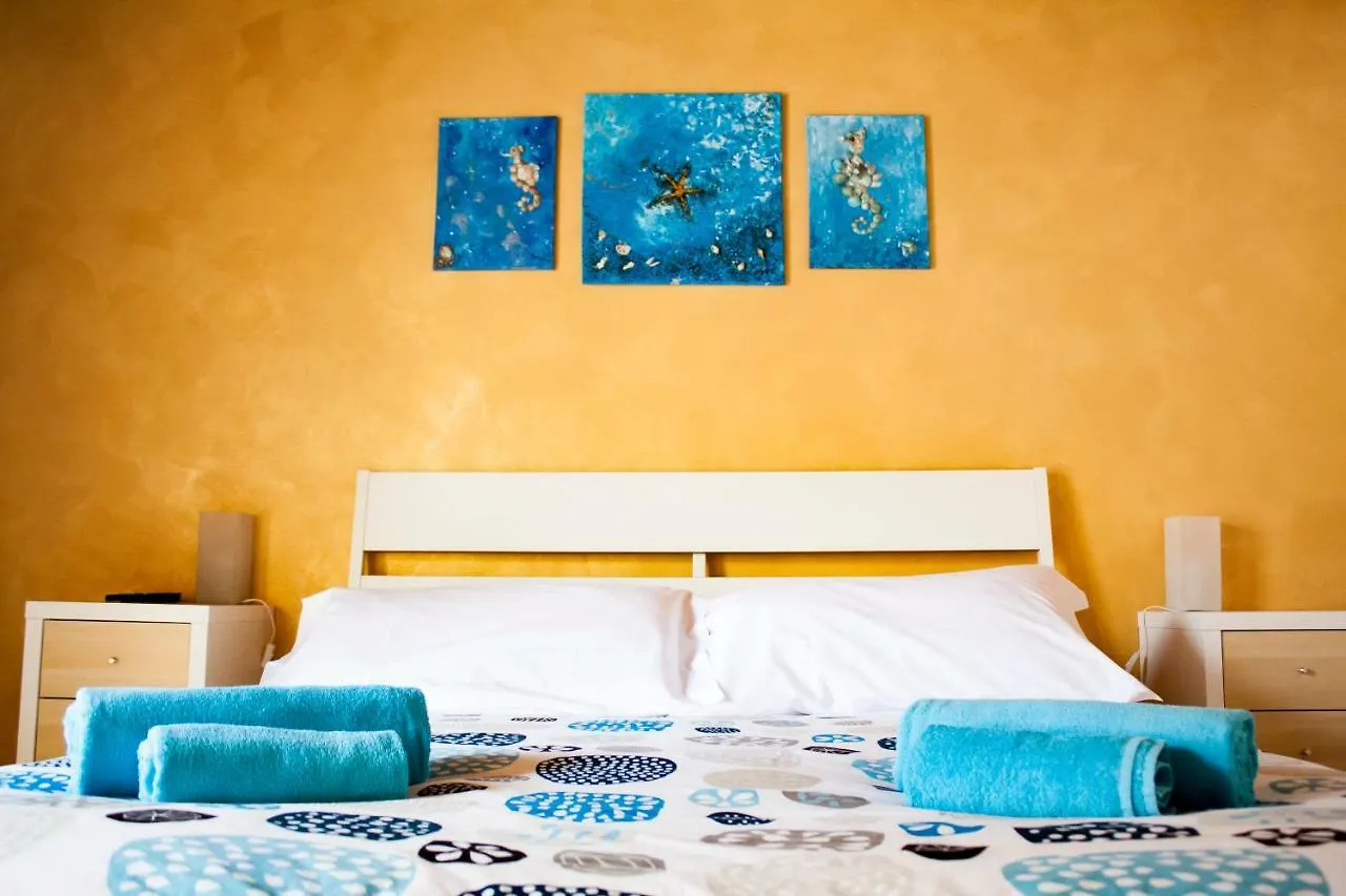 Fico D India Holiday Apartaments contacts